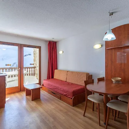 T2 Avec Terrasse, Proche Des Pistes, Piscine Couverte, Salle De Fitness Et Services Inclus - Fr-1-404-305
